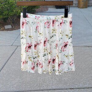 Hollister Floral Pleated Mini Skirt size S